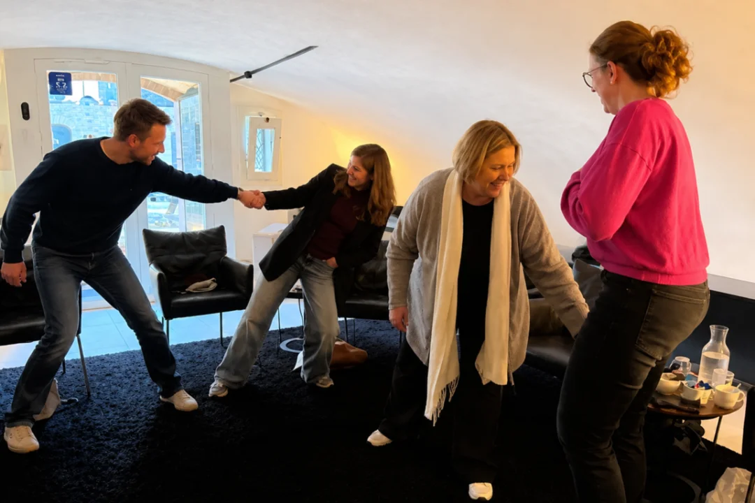Teambuilding activiteit nigeriaans worstelen bij panta rhei